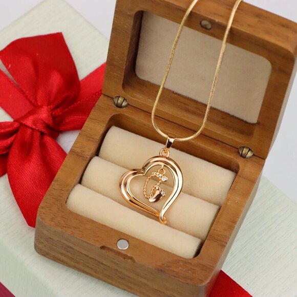 "Rose Gold Heart Pendant with Baby Footprint Charm – Elegant Look, XPPT1199 - Picture 12 of 13